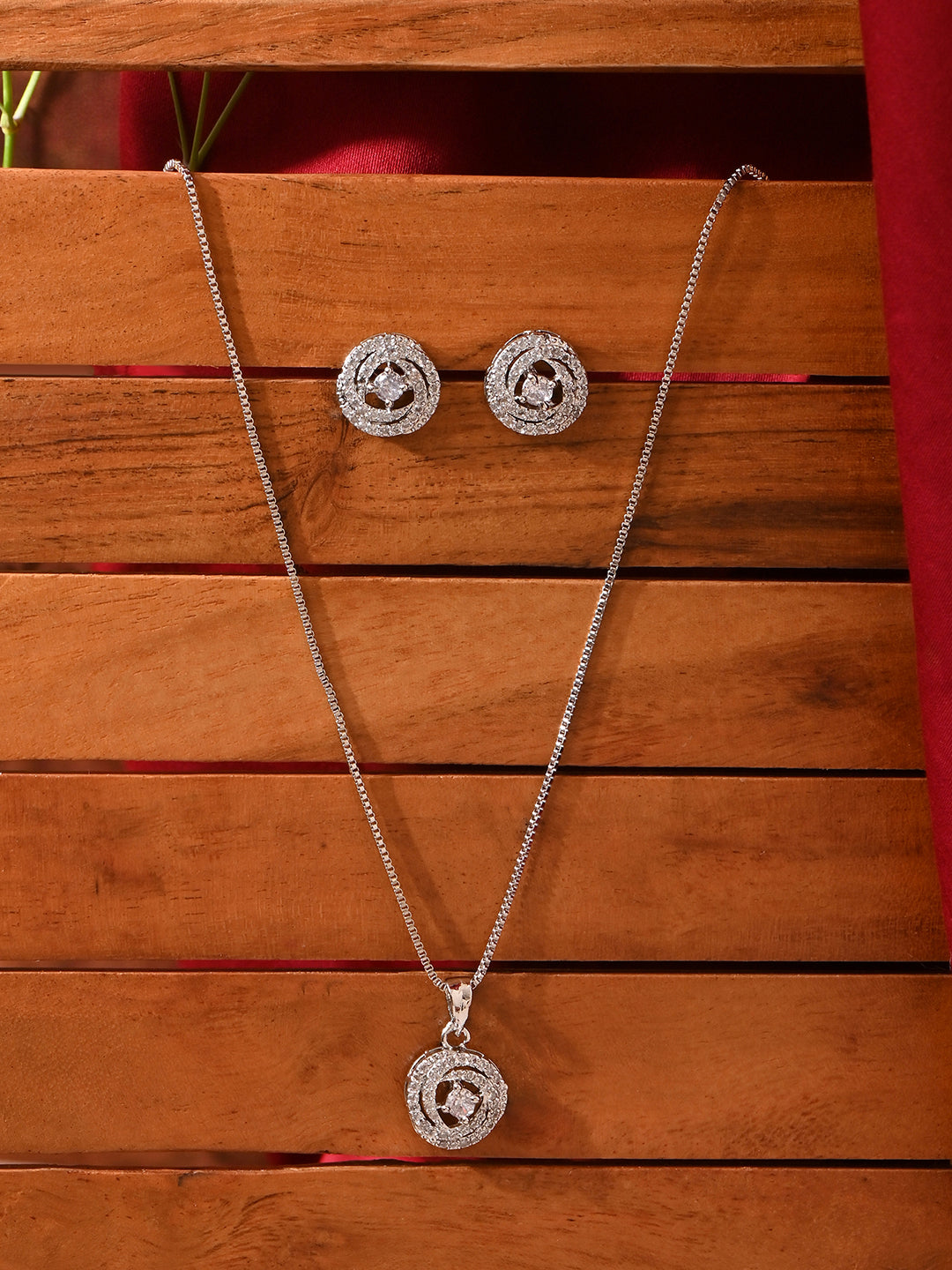 Women silver Plated Necklace and earrings set