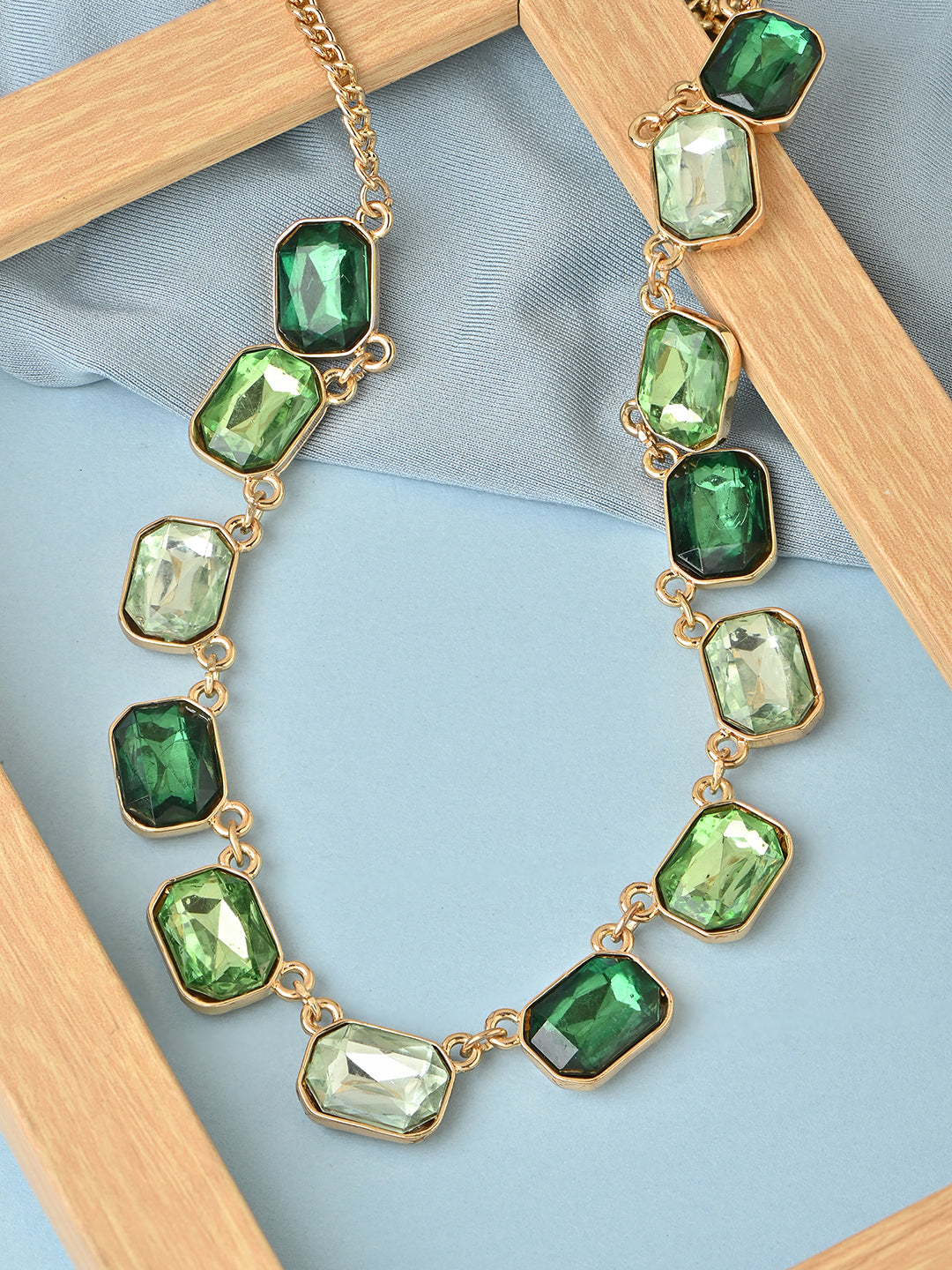 Green Queen Golden Choker Necklace