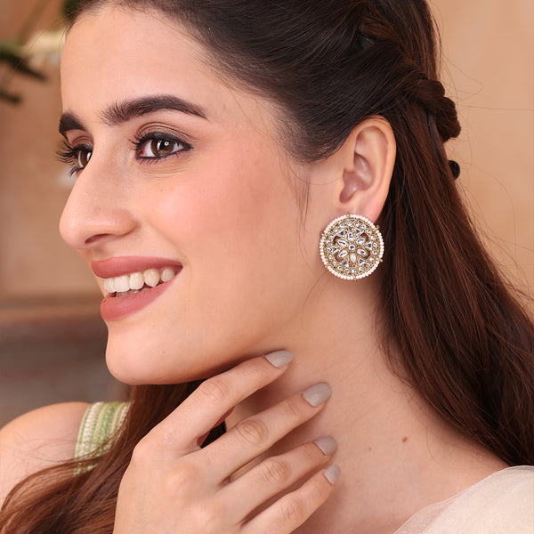 Intricate Circular Kundan Stud Earrings with Pearl Border