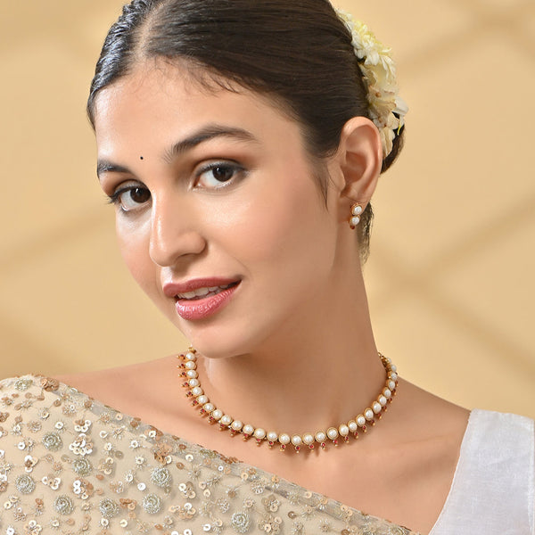 White Pearls Gold Plated Jewellery Set