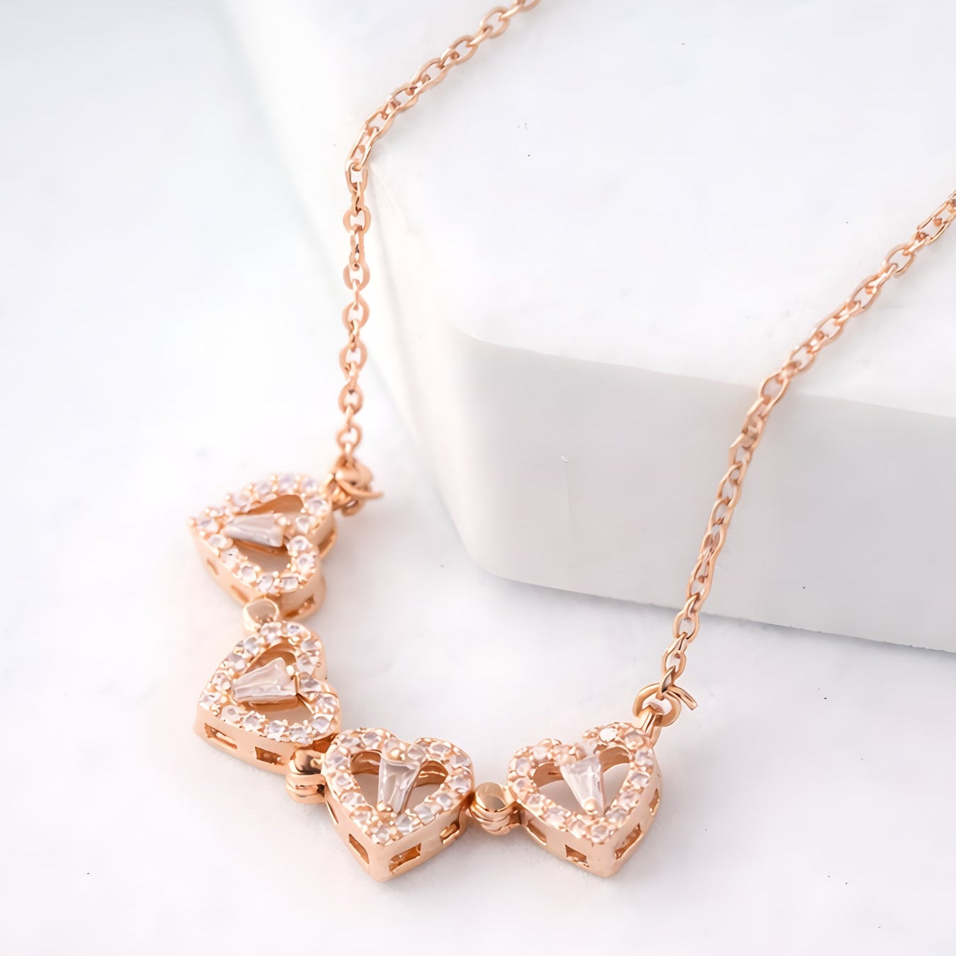 Zircon Heart Magnetic Clover Necklace - Rose Gold