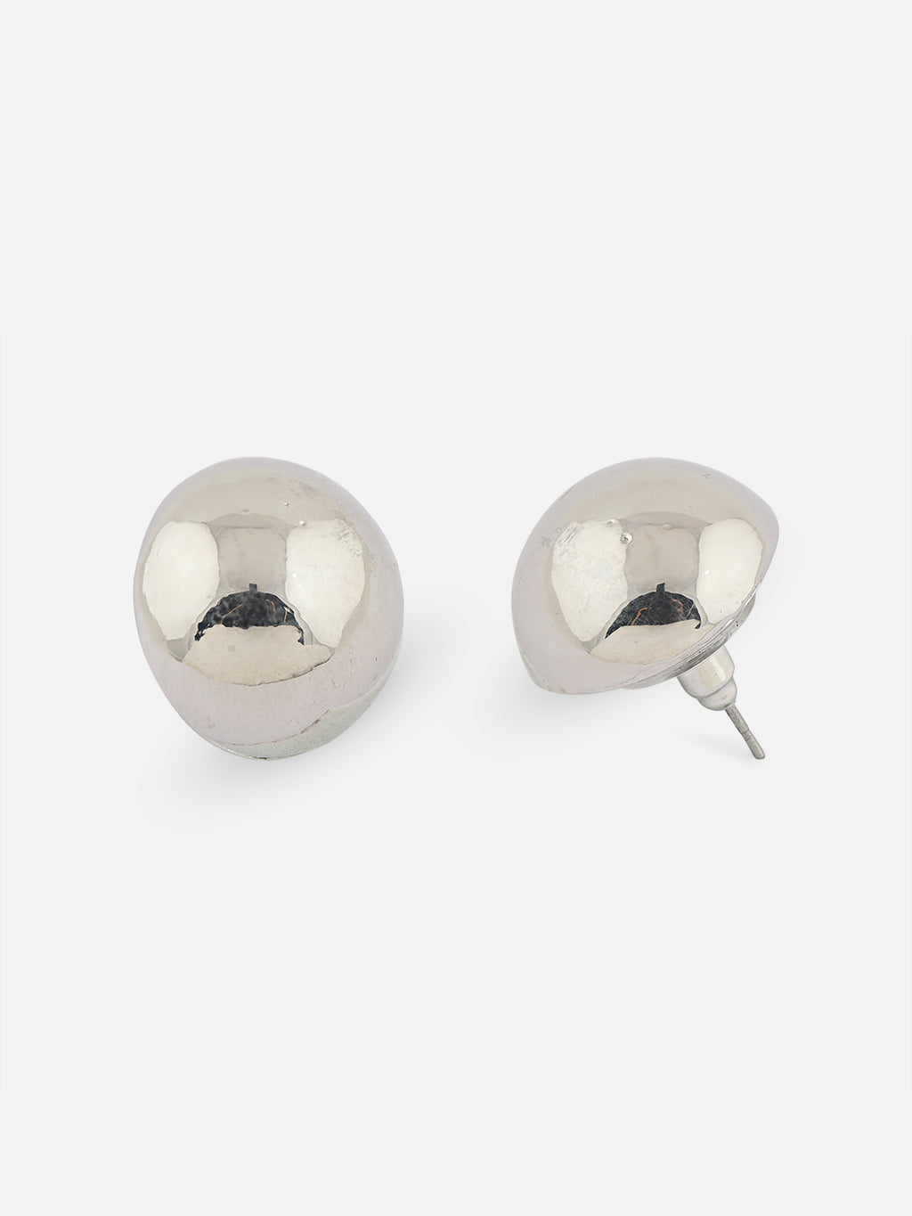 Classic Pearl Stud Earrings