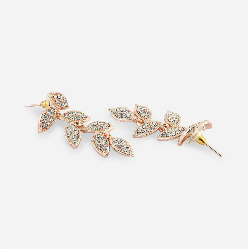 A rose gold plated alloy jewellery set featuring leafy shapes with American diamond