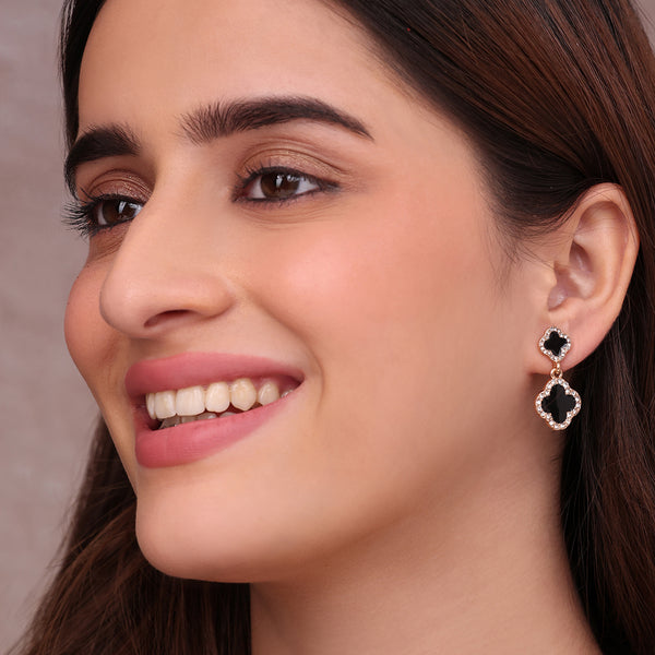 Chic Golden Black and White Clover Drop Earrings