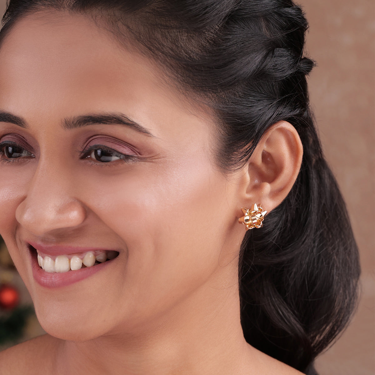 HollySpark 12-Piece Christmas Charm Stud Set