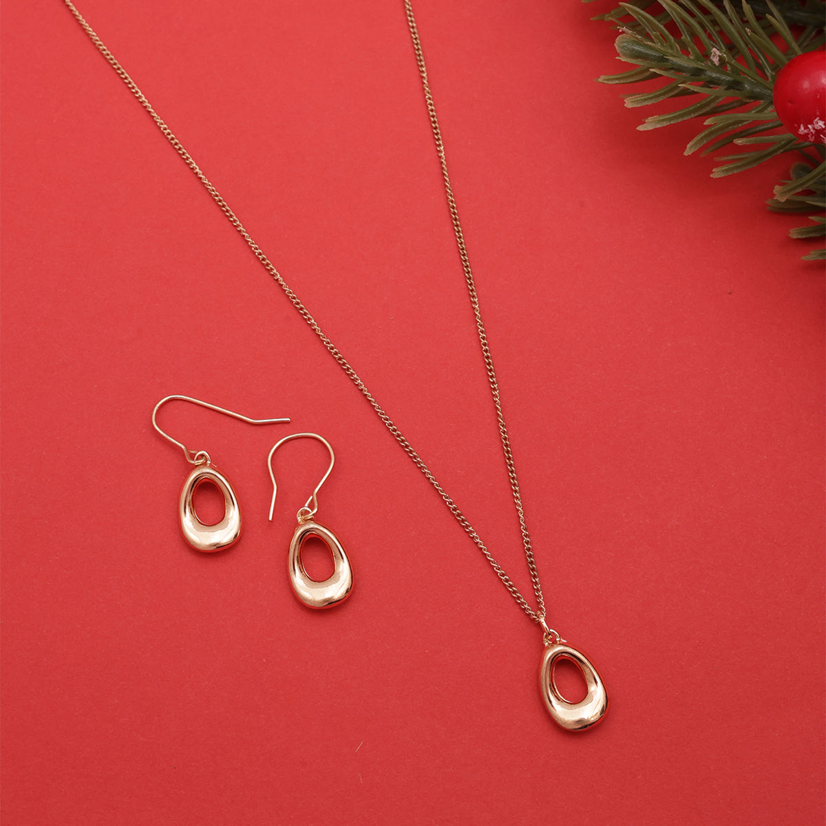 Gleamline Minimal Gold Pendant & Drop Earrings Set